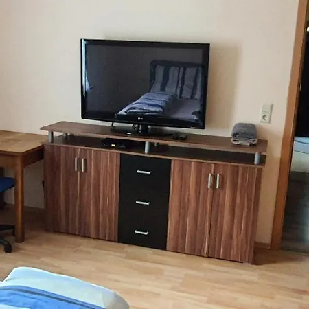 Golden Lotus Apartment *