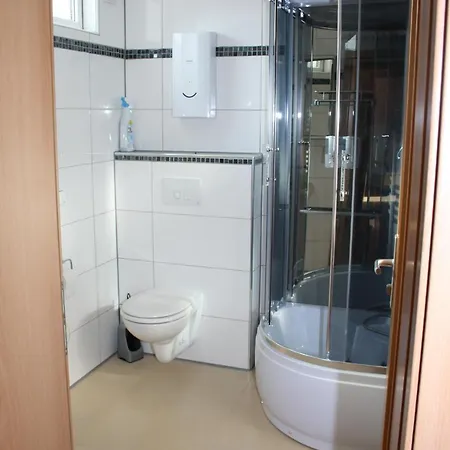 Golden Lotus * Neuwied