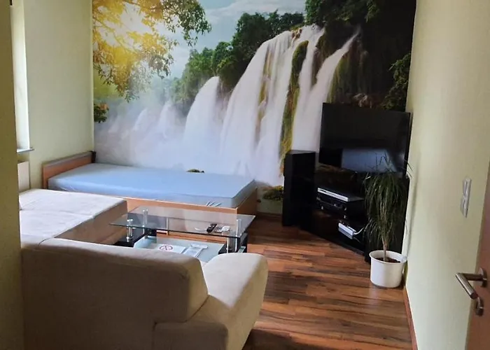 Golden Lotus Apartment *